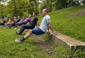 Het voorjaar zit in de lucht: Verantwoord buiten sporten in het lenteseizoen